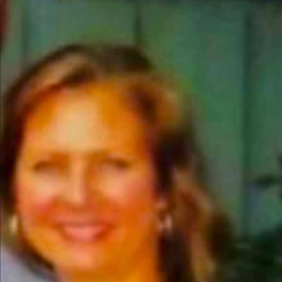 Meet your Posher, Linda - Picture 1 of 1